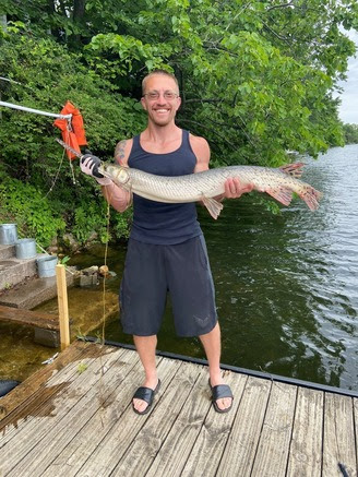 New York Angler Sets Record with Massive Longnose Gar Catch