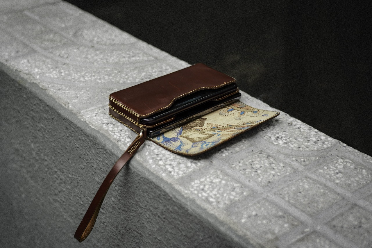 Personalized Leather Wallets: A Perfect Gift for Him