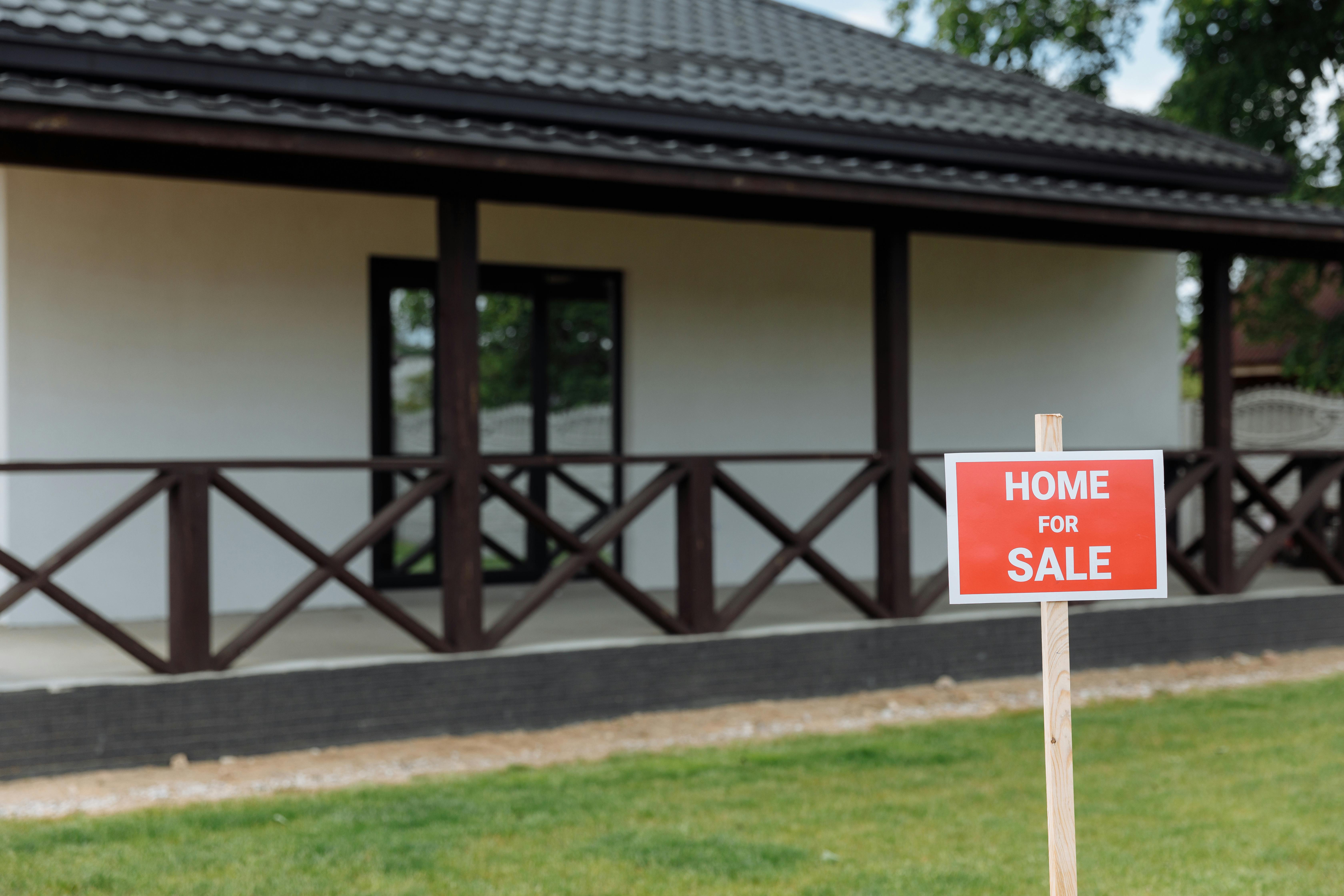 How to Attract Buyers in a Competitive Real Estate Market