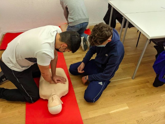 Understanding the Lifesaving Value of CPR and First Aid Training