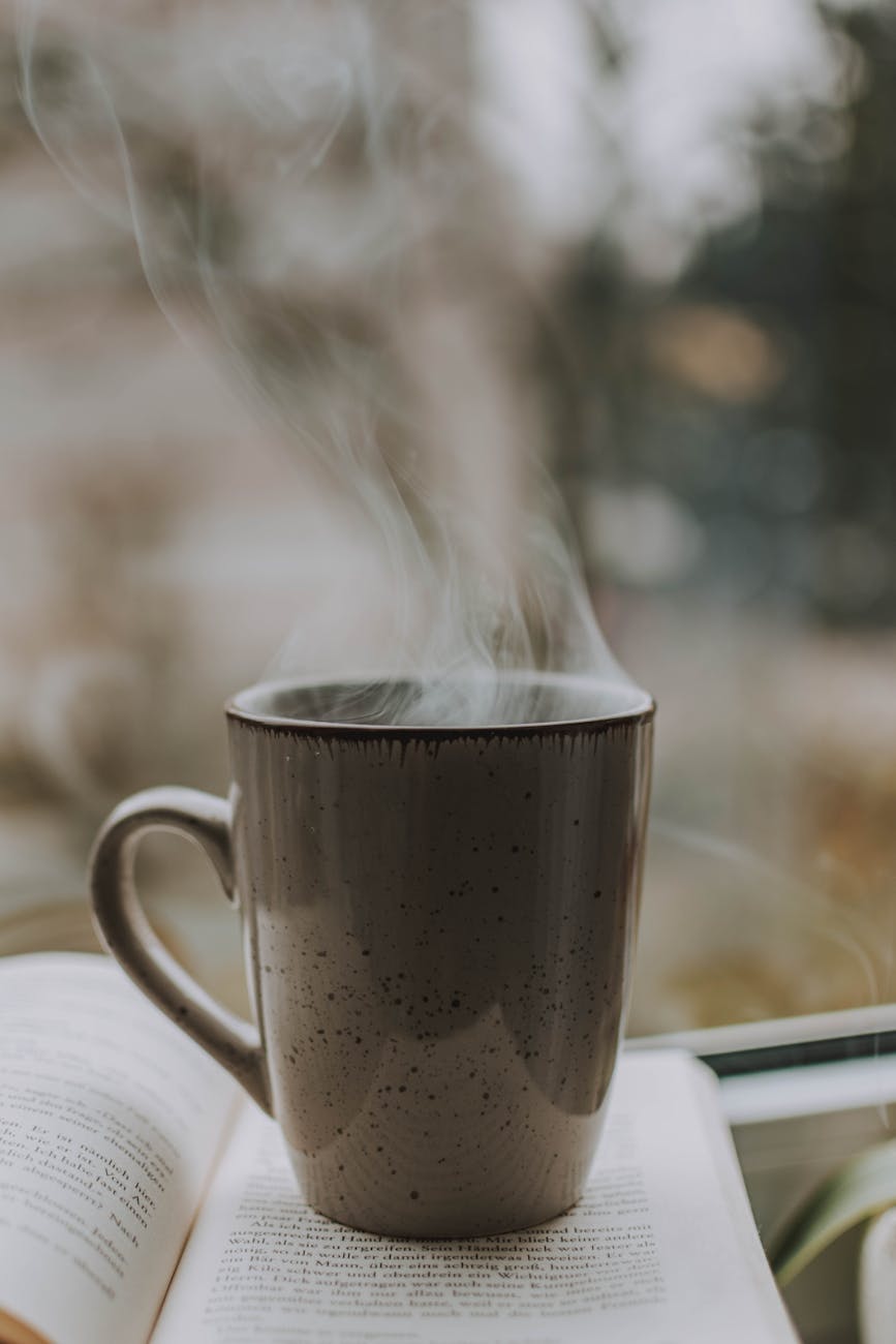 Kratom vs. Coffee: Why This Herbal Alternative Is Gaining Ground