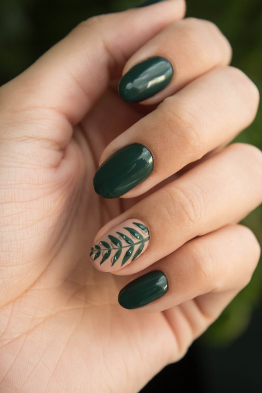 How to Achieve Salon-Quality Gel Nails at Home with Ease