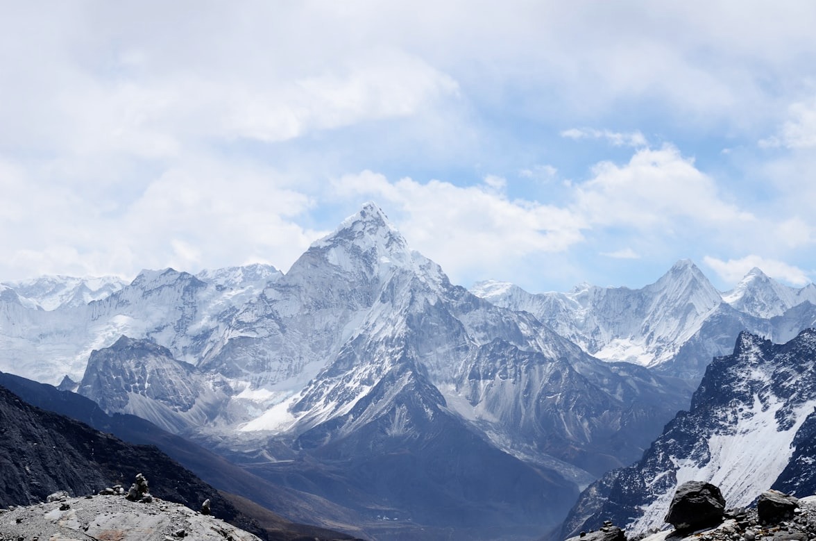 Booking an Awesome Trip to the Mountain Region Today: A Guide