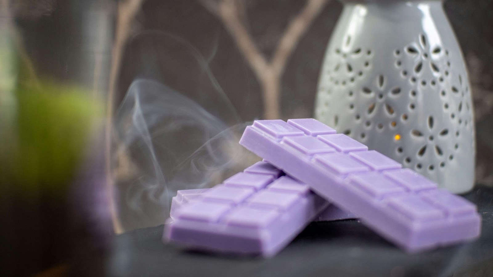 Why Wax Melts Have Become the Smart Choice for Home Fragrance