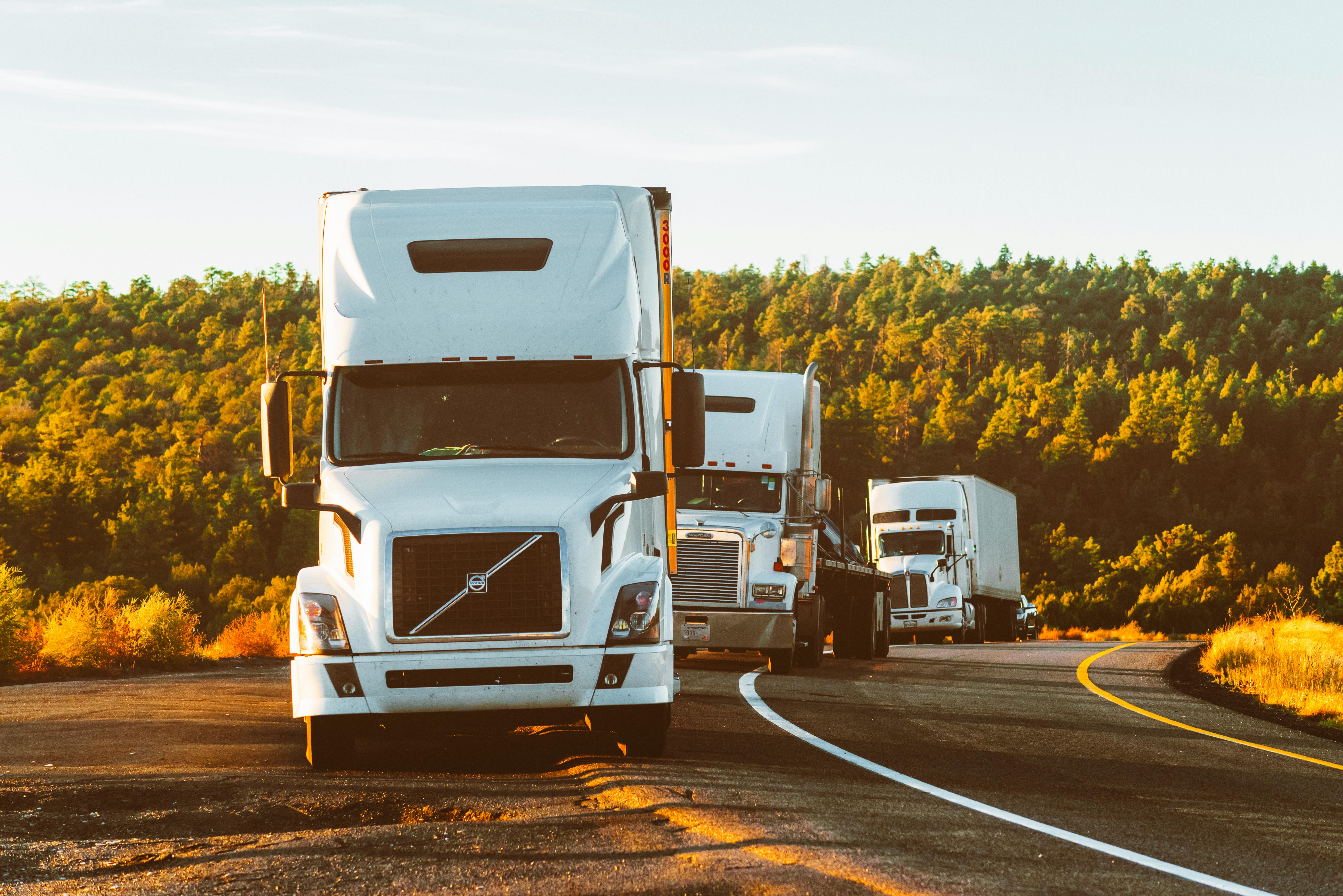Key Features That Make Tipping Trucks Durable for Heavy-Duty Work