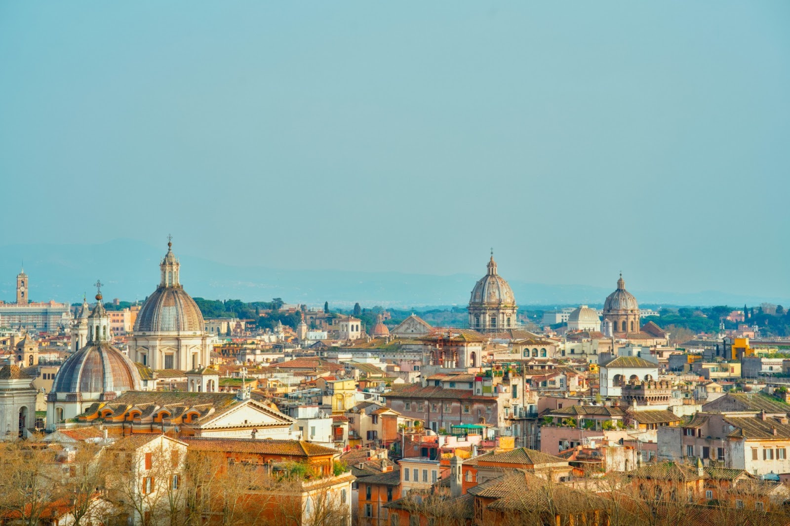 Umber Terracotta of Roman Rooftops and the Renaissance Stone of Santa Maria del Fiore: Central Trails