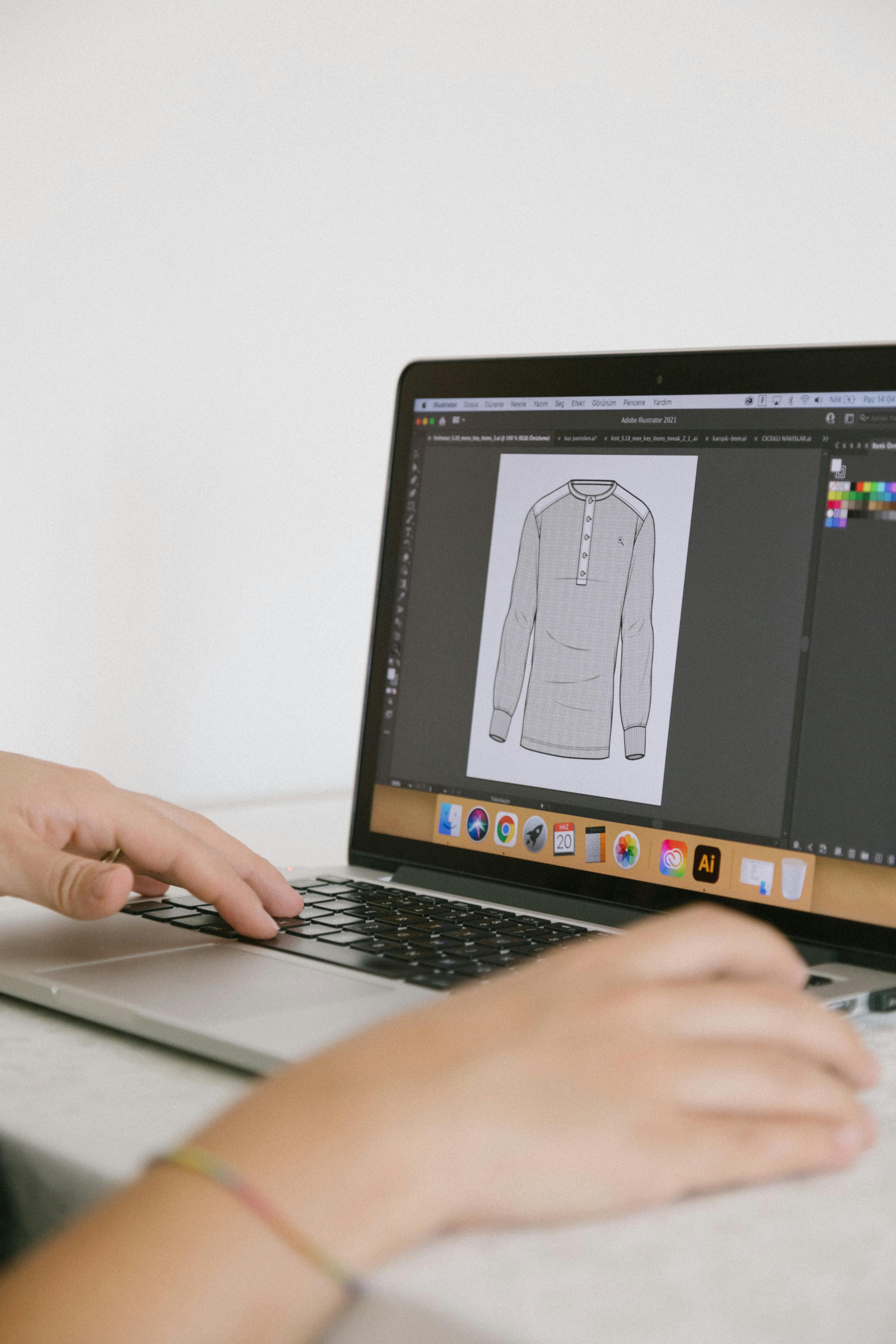 5 Ways PLM Software for Clothing Designers Improves Team Collaboration