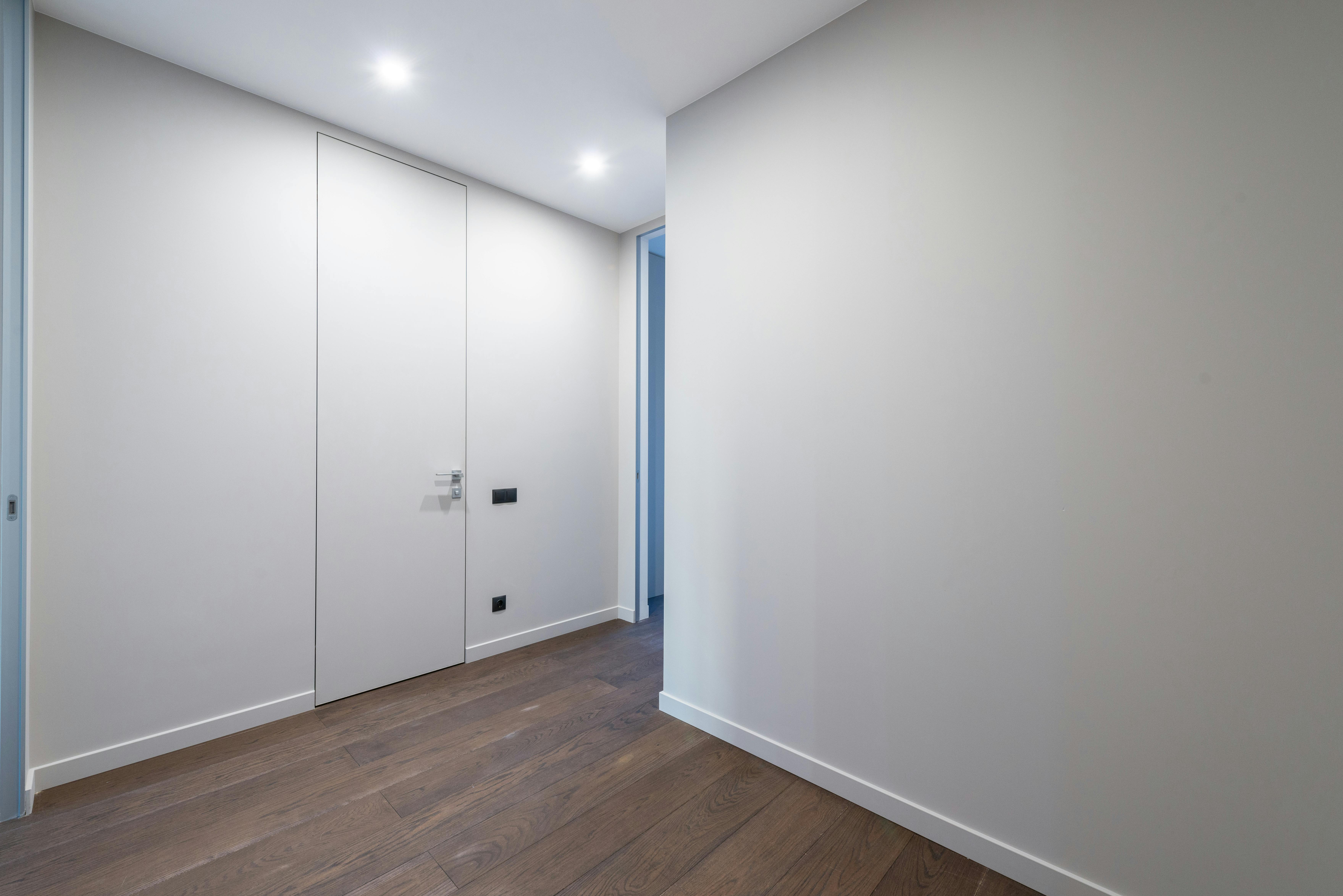 What Makes Concealed Door Frame Systems Ideal for Luxury Homes