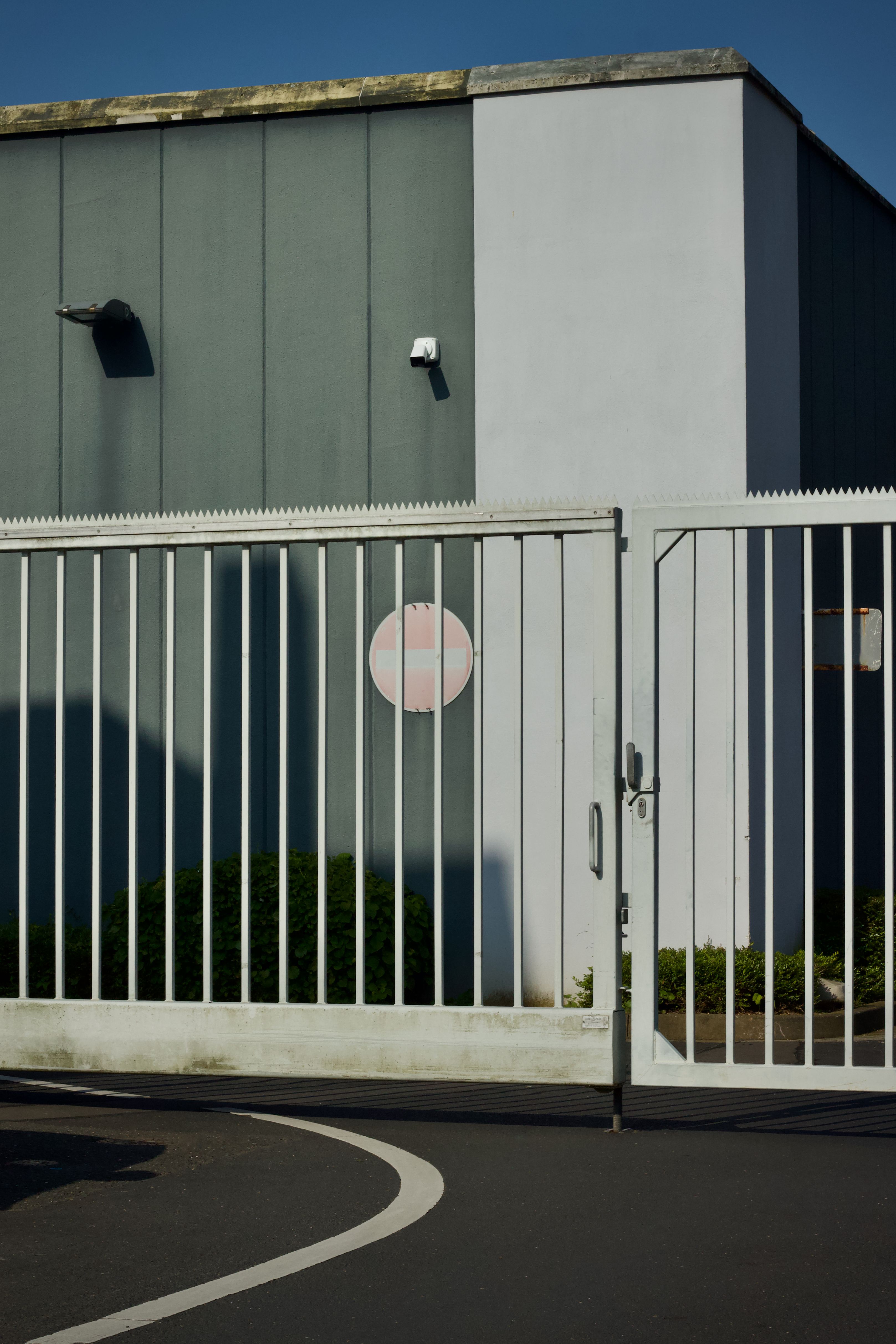 Why Security in Melbourne Is Often Built on Local Habits, Not Big Headlines