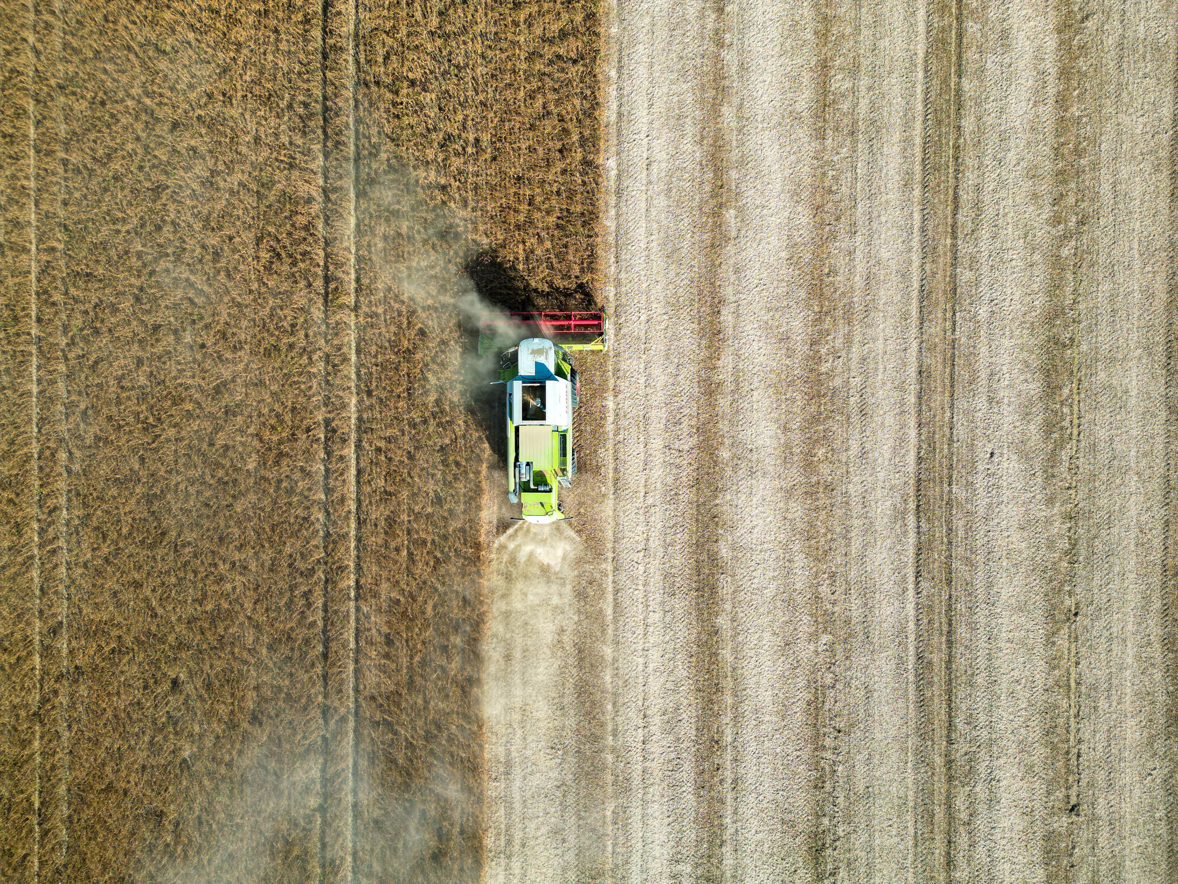 Essential Agricultural Equipment Every Modern Farm Needs