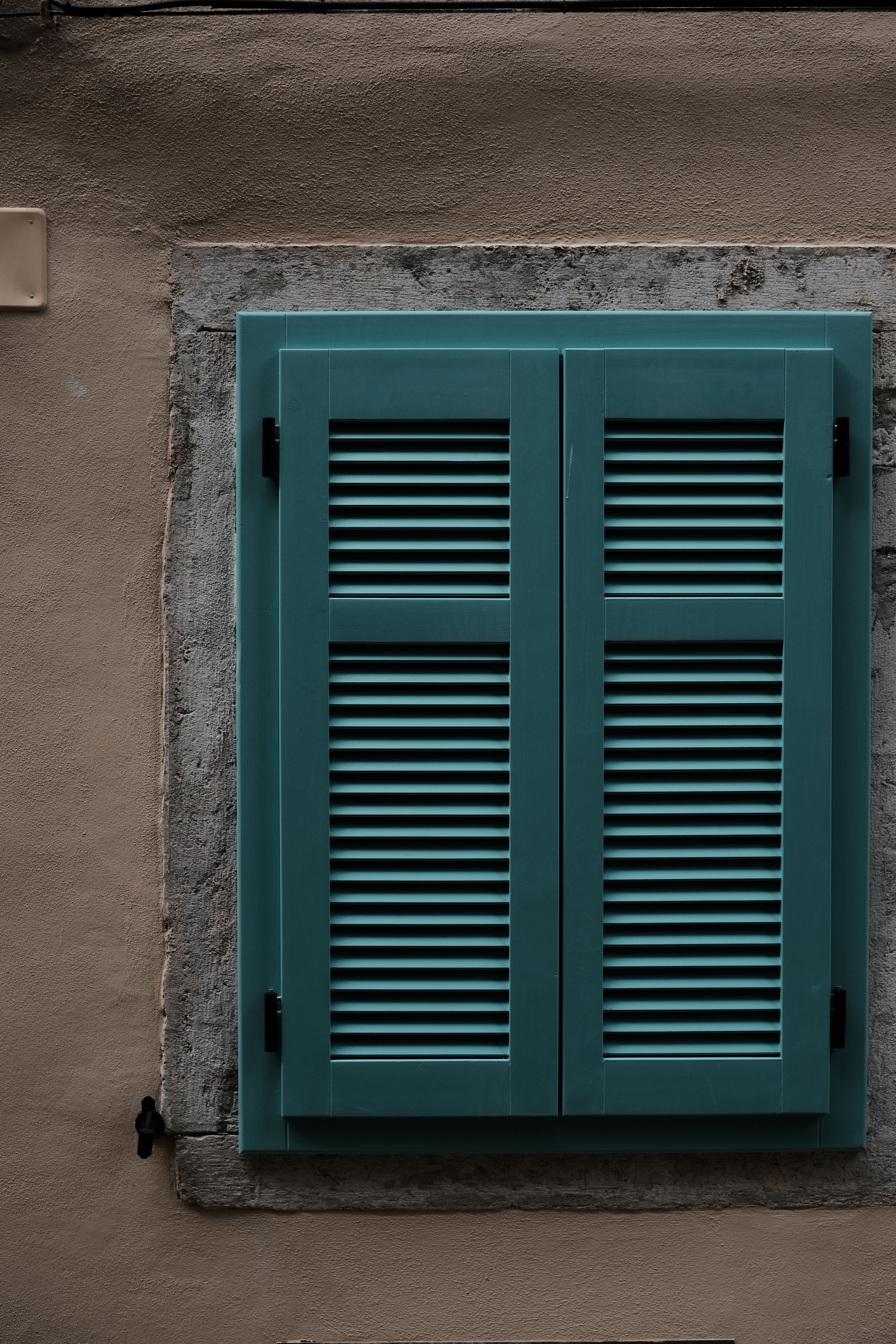 How Different Industries Should Maintain Their Roller Shutters