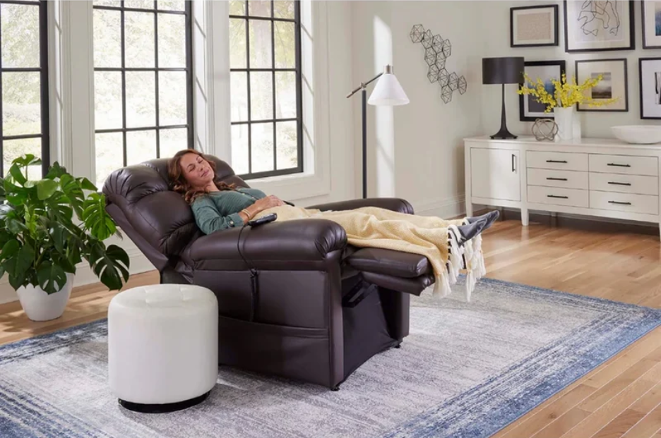 How Do Petite Lift Chairs Differ from Standard Lift Chairs?