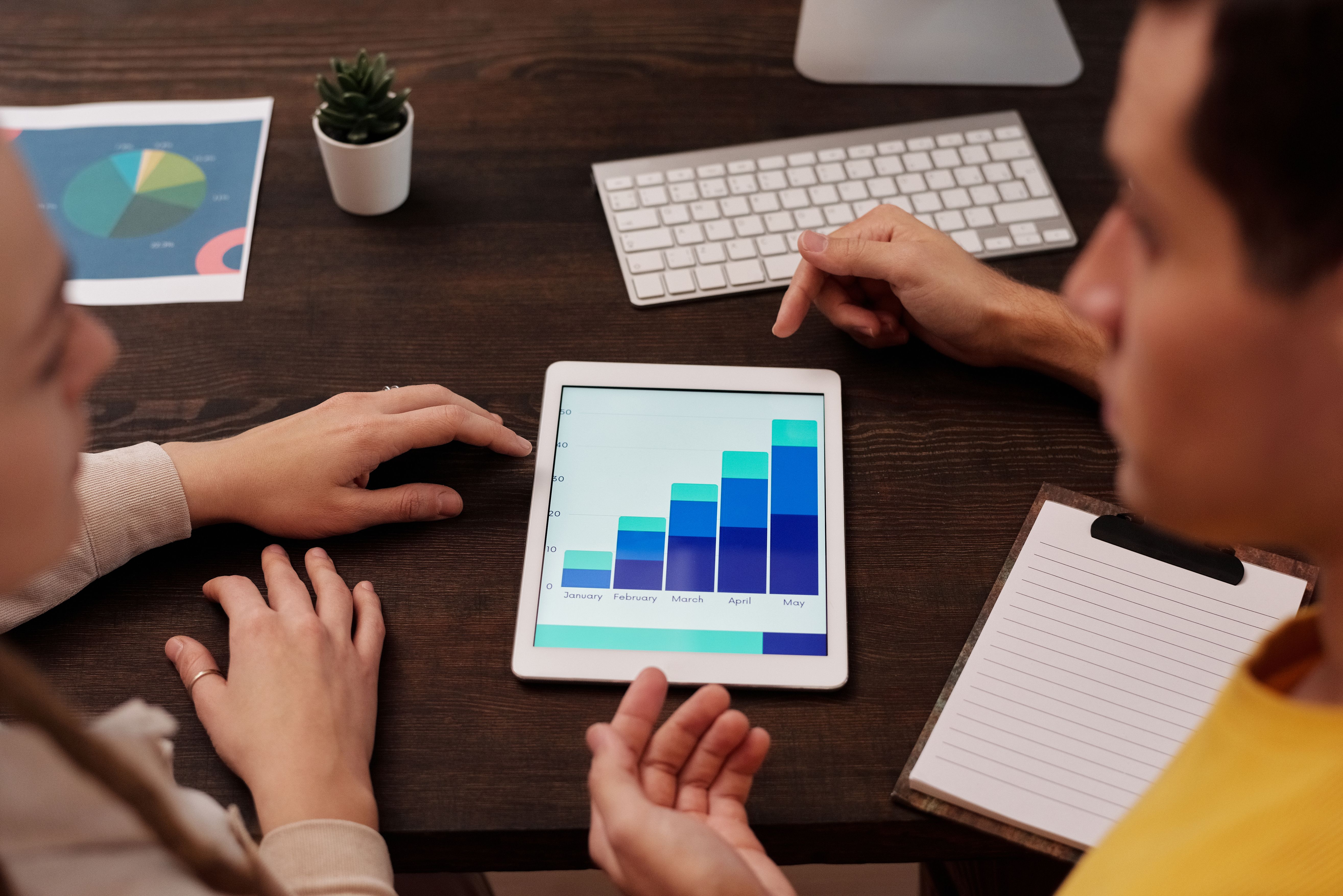 10 Things to Check for an SEO Package Before Your Small Business Signs On
